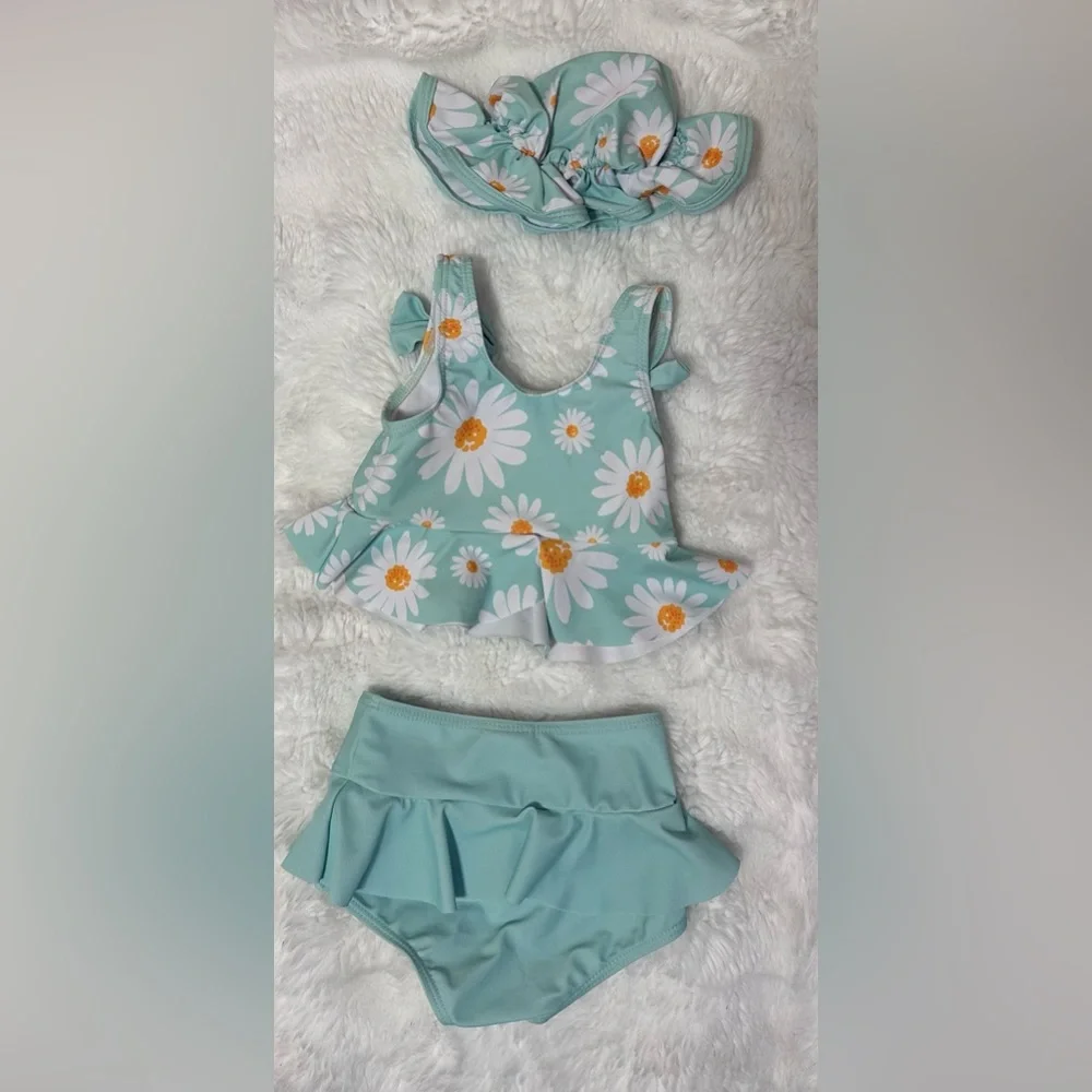 Baby Girl 3-Piece Daisy Swimsuit Set with Hat | Size 6–12 Months 🌼